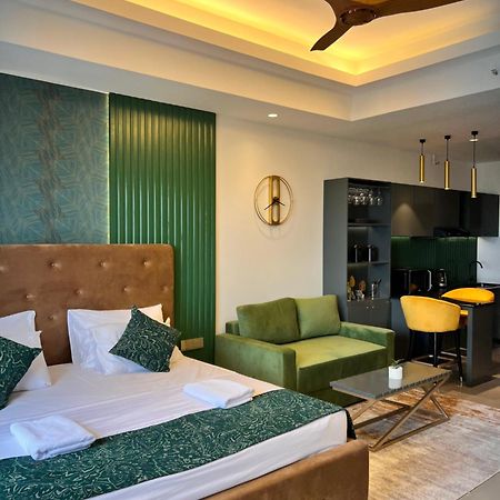 Ocean Breeze Negombo- Tidesend Luxury Beach Apartments Exteriér fotografie