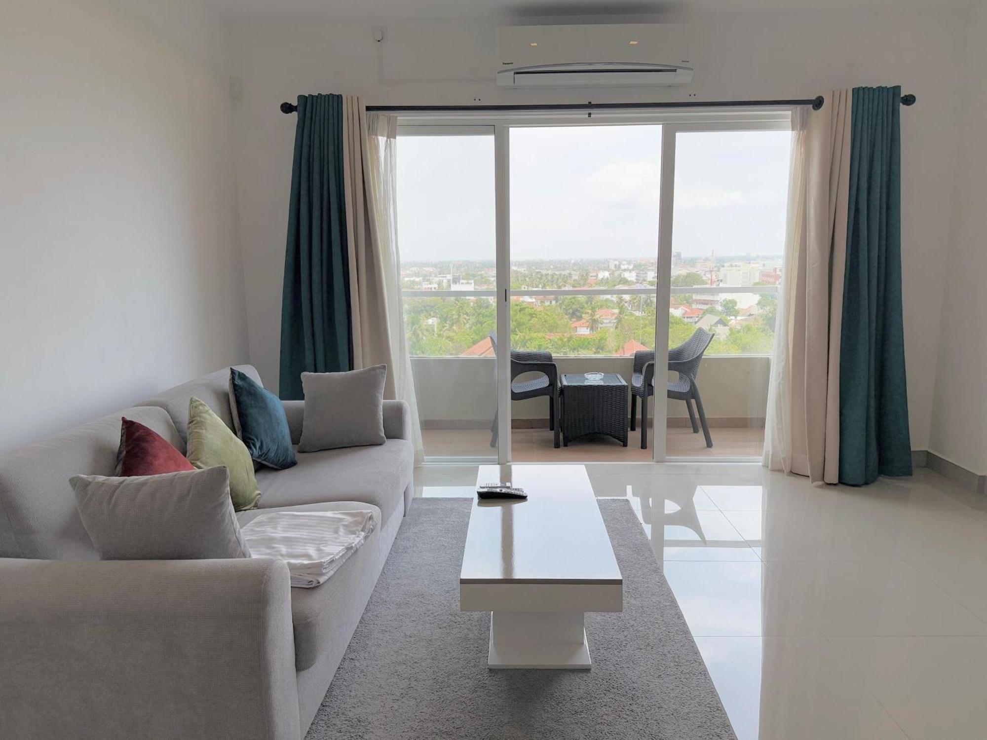 Ocean Breeze Negombo- Tidesend Luxury Beach Apartments Exteriér fotografie