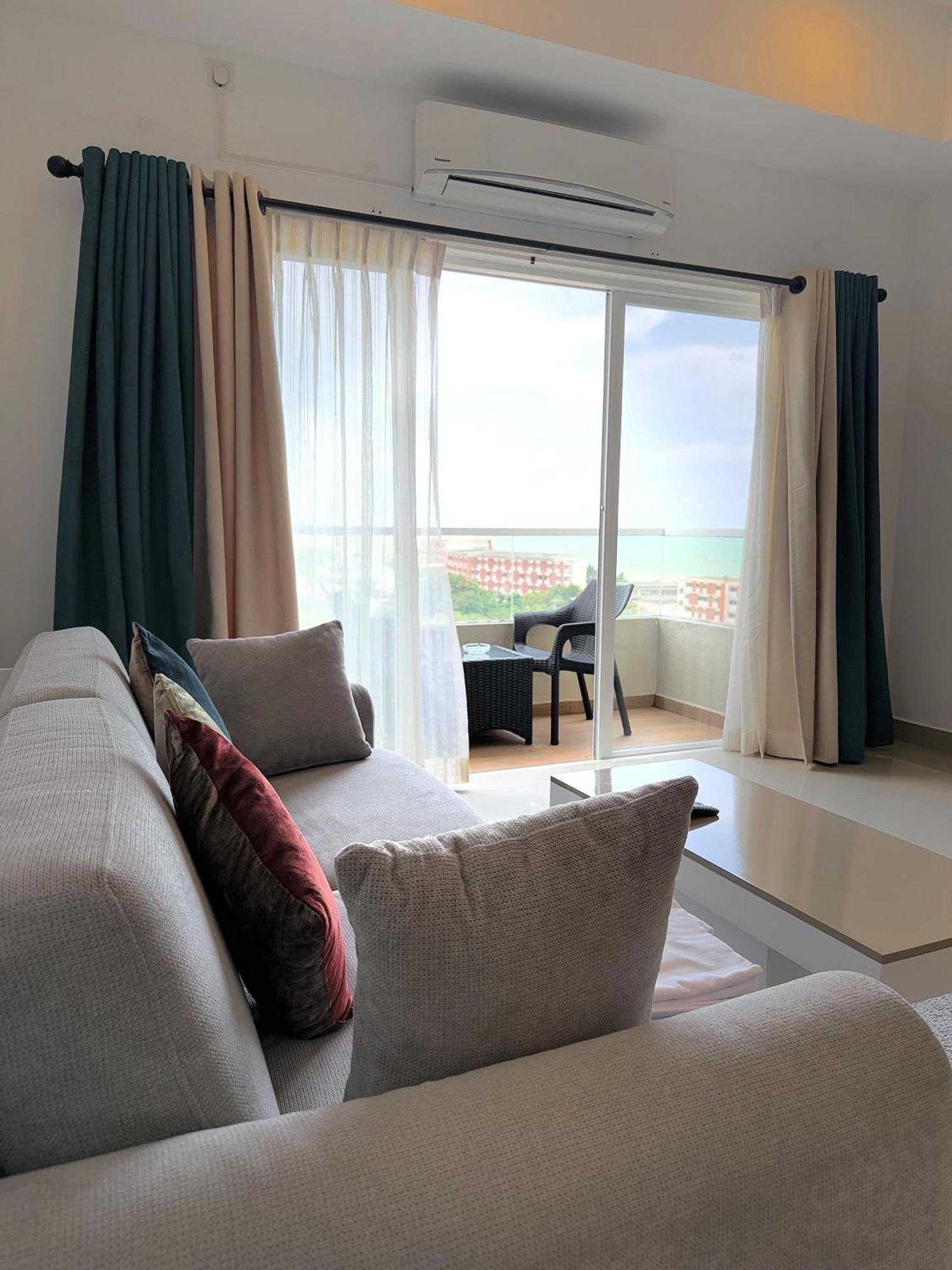 Ocean Breeze Negombo- Tidesend Luxury Beach Apartments Exteriér fotografie