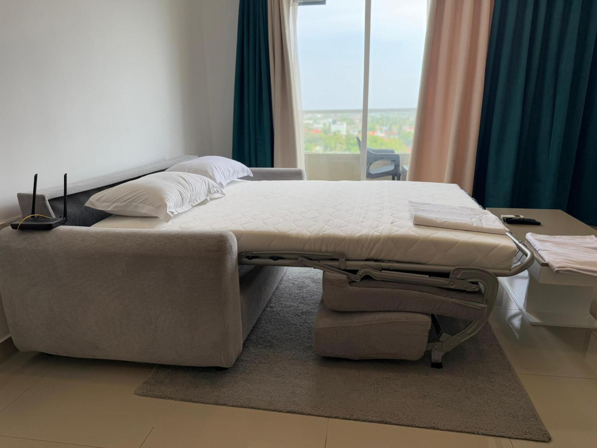 Ocean Breeze Negombo- Tidesend Luxury Beach Apartments Exteriér fotografie
