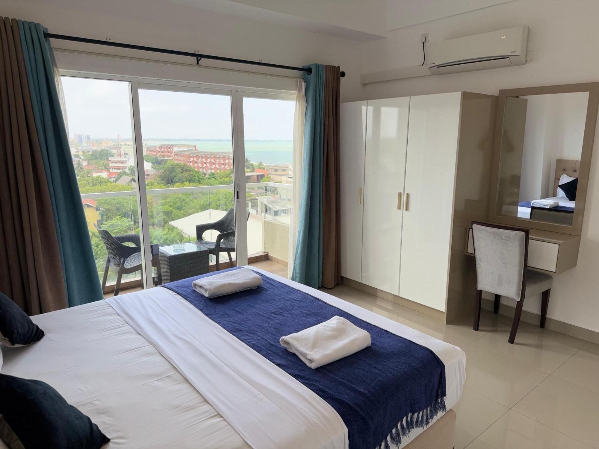 Ocean Breeze Negombo- Tidesend Luxury Beach Apartments Exteriér fotografie